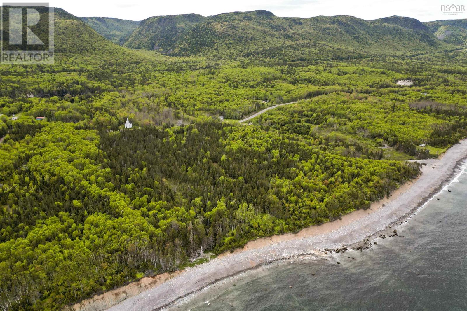 42979 Cabot Trail, Birch Plain, Nova Scotia  B0C 1H0 - Photo 6 - 202506473