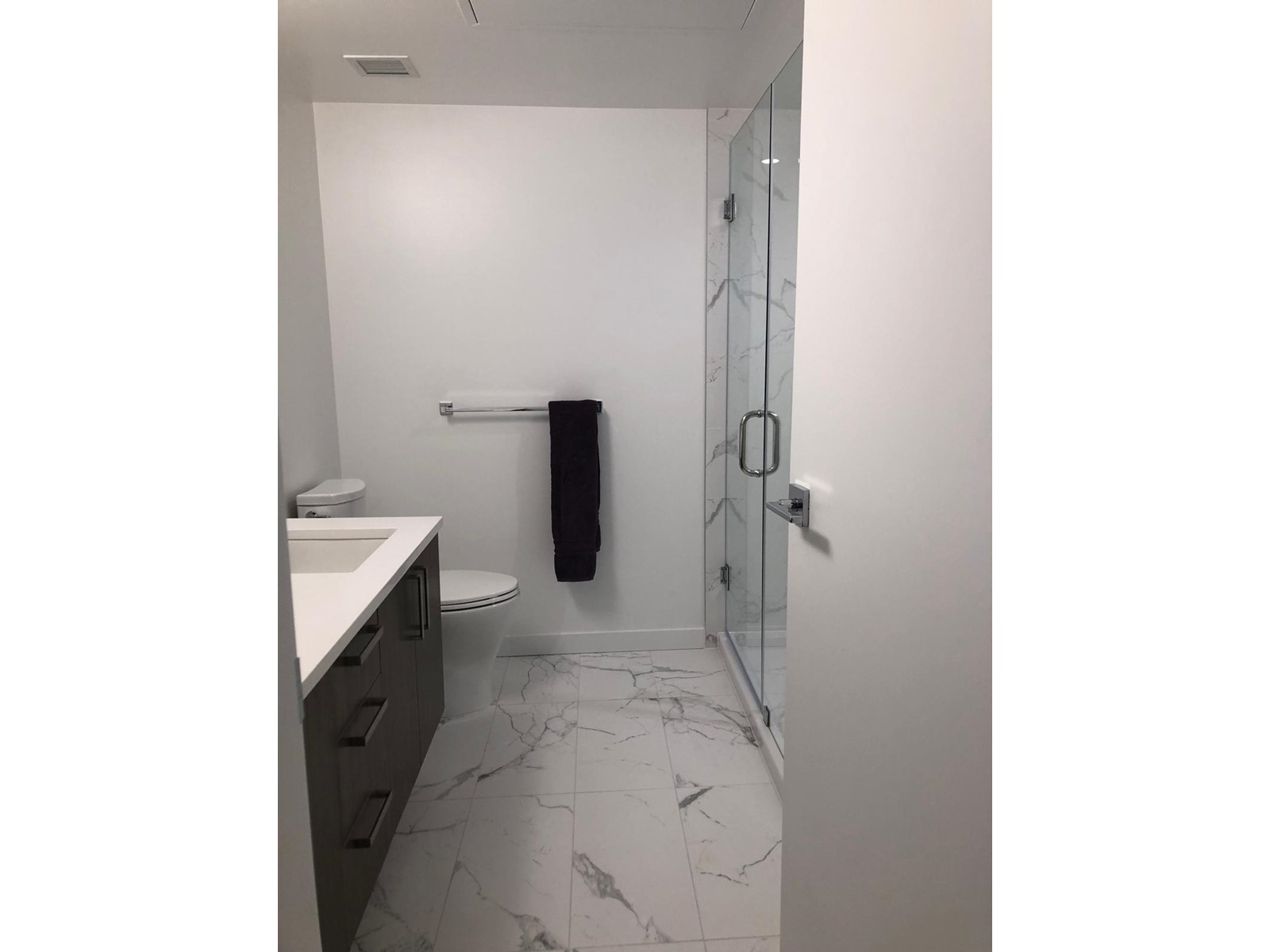 Th4 13350 Central Avenue, Surrey, British Columbia  V3T 0S1 - Photo 9 - R2987480