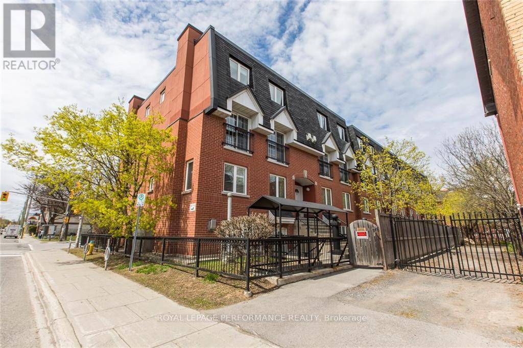 Property at J - 313 ST PATRICK STREET image 2