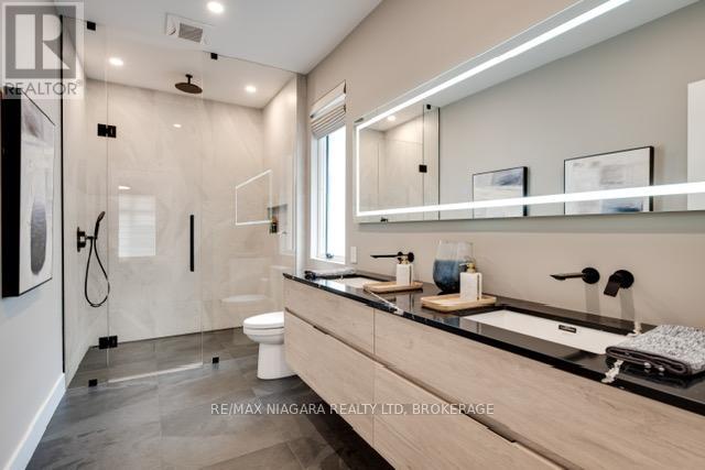 Property at 2795 CANADIANA COURT W image 5