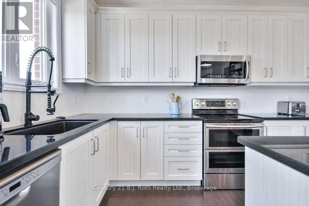 3040 Orion Boulevard, Orillia, Ontario  L3V 6H2 - Photo 14 - S12068759