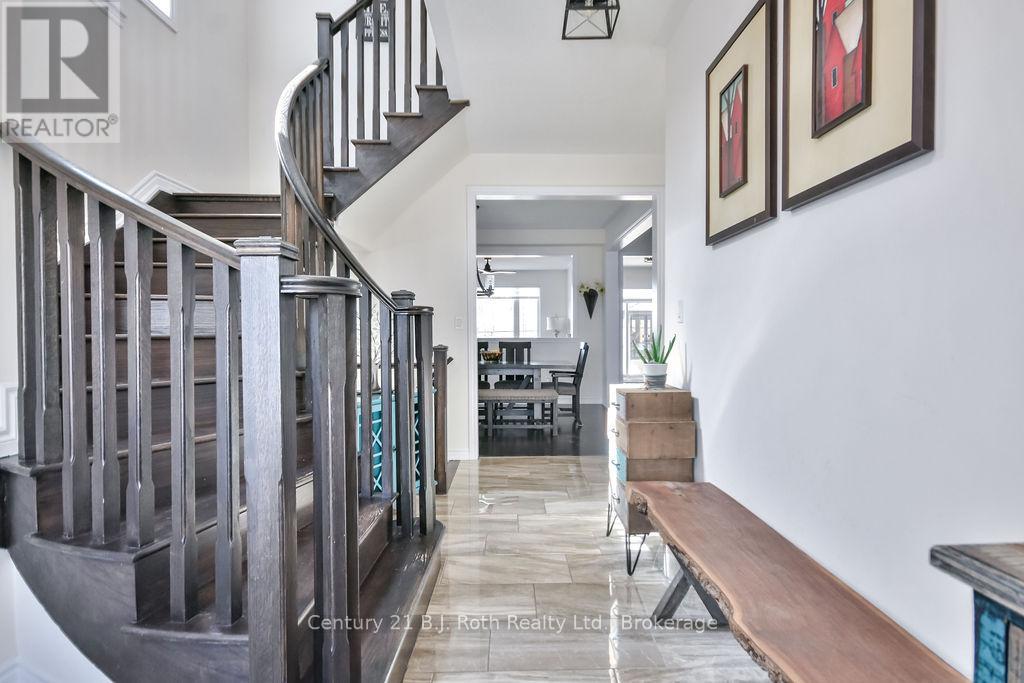 Property at 3040 ORION BOULEVARD image 3