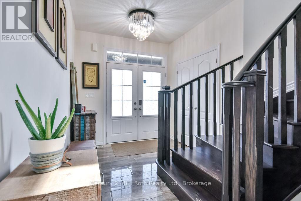 Property at 3040 ORION BOULEVARD image 4