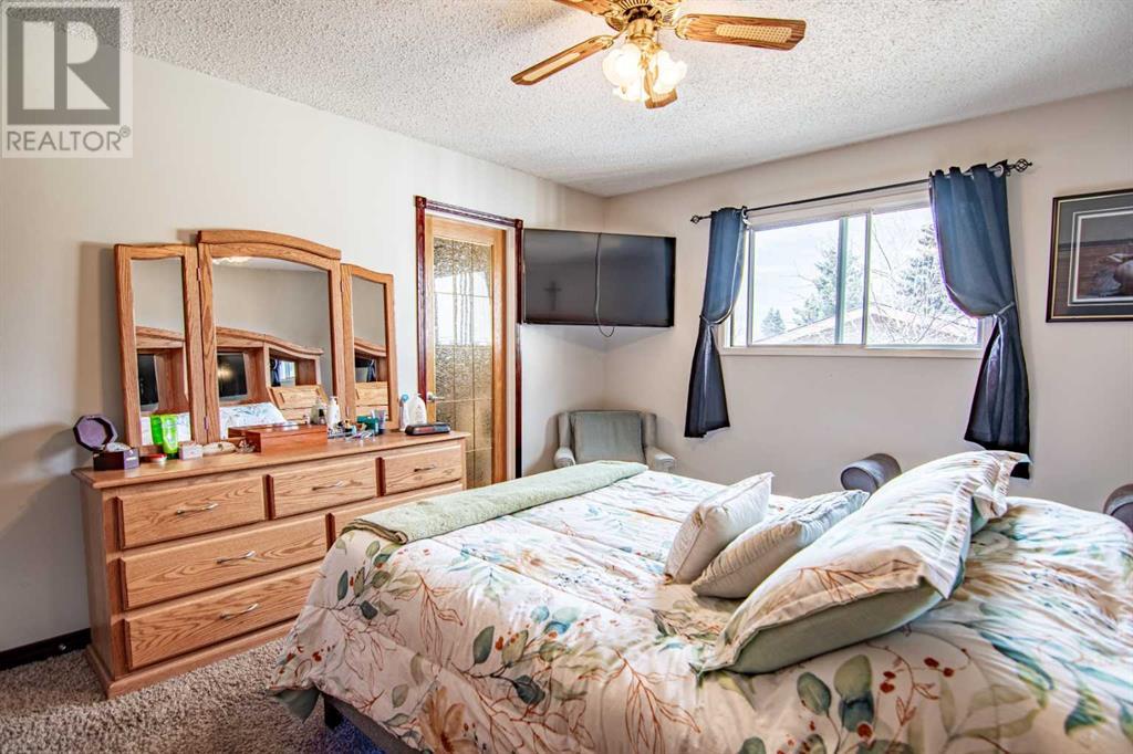 33 Byer Close, Red Deer, Alberta  T4R 1S1 - Photo 16 - A2209609