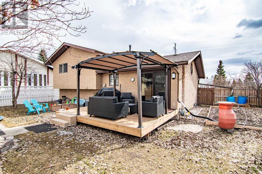 33 Byer Close, Red Deer, Alberta  T4R 1S1 - Photo 41 - A2209609