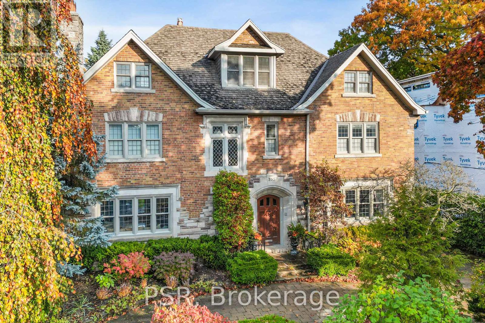 Property at 253 DUNVEGAN ROAD image 1
