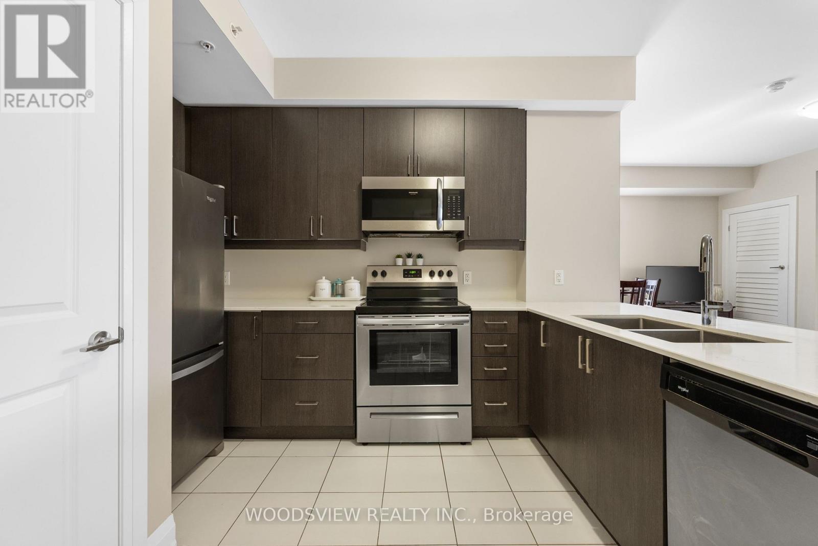 109 - 481 Rupert Avenue, Whitchurch-Stouffville (Stouffville), Ontario  L4A 1Y7 - Photo 6 - N12068791