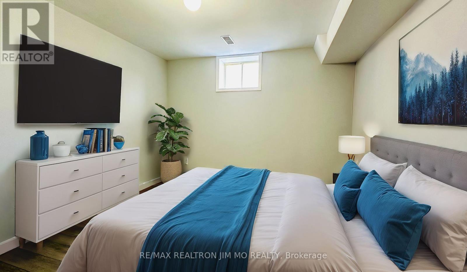 Lower - 288 Parkwood Avenue, Georgina, Ontario  L4P 2X3 - Photo 6 - N12068889