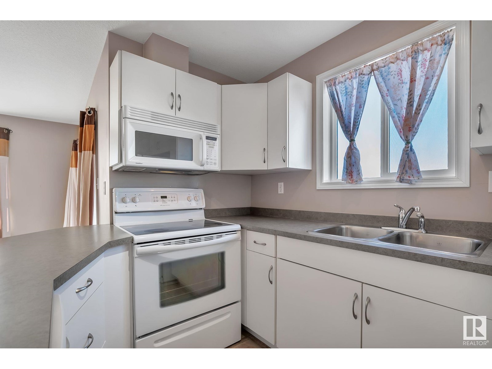 #321 4310 33 St, Stony Plain, Alberta  T7Z 0A8 - Photo 10 - E4429617