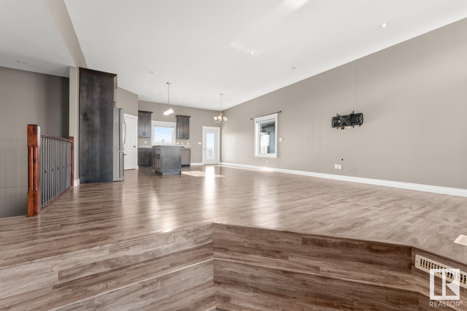 Property at 4903 57 AV image 5