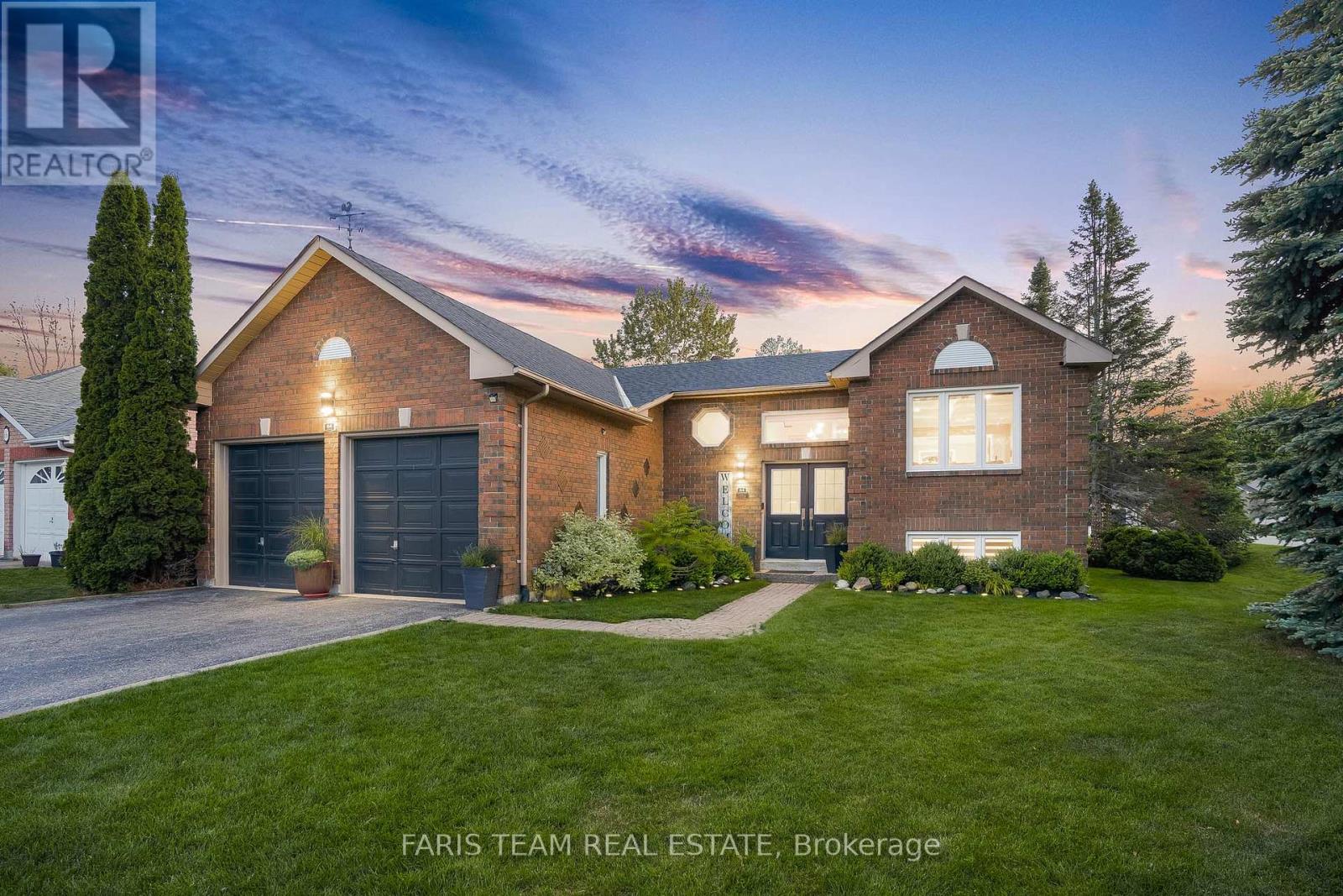 Property at 64 ROYAL BEECH DRIVE image 1