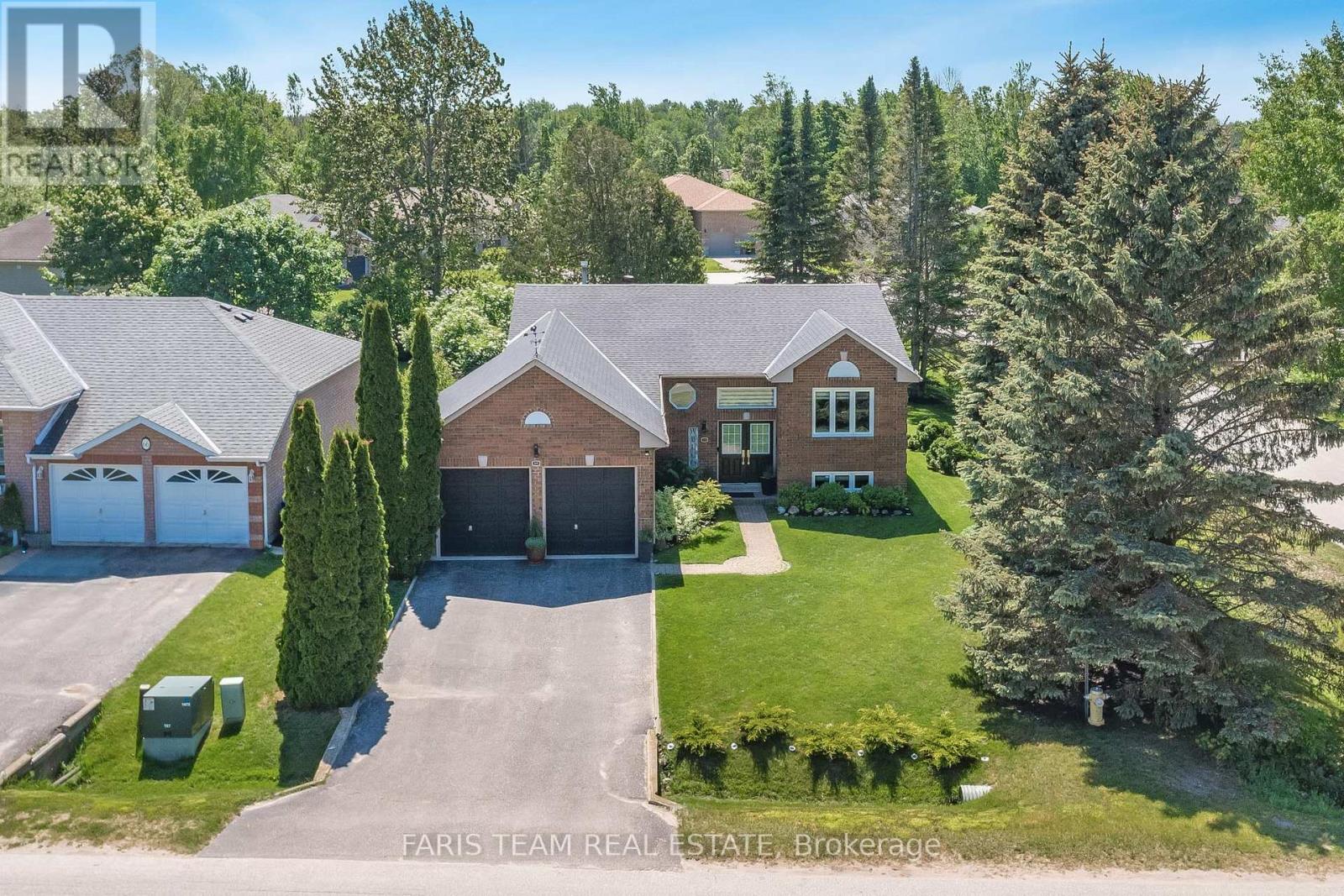 Property at 64 ROYAL BEECH DRIVE image 2