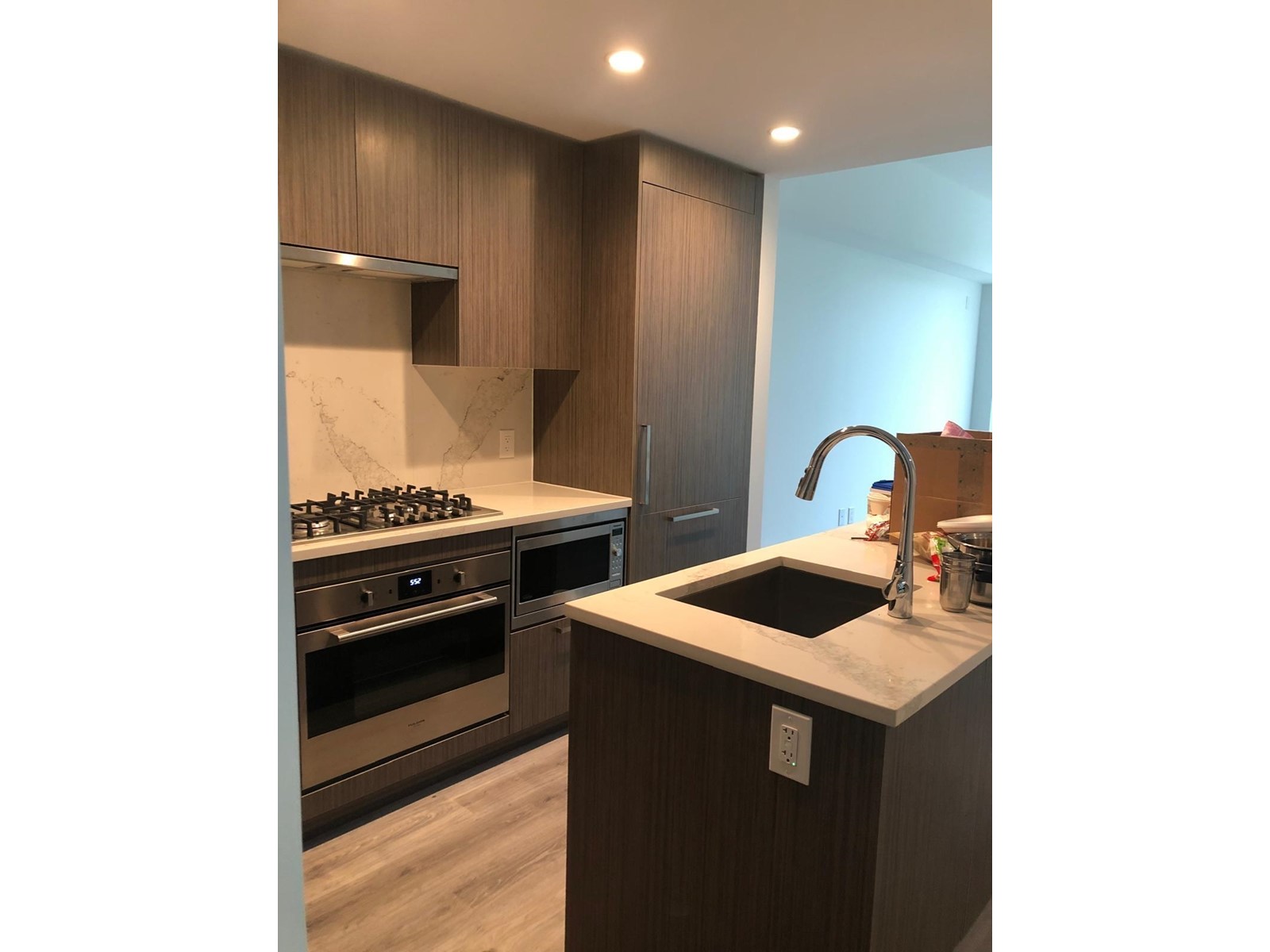 Th4 13350 Central Avenue, Surrey, British Columbia  V3T 0S1 - Photo 10 - R2987480