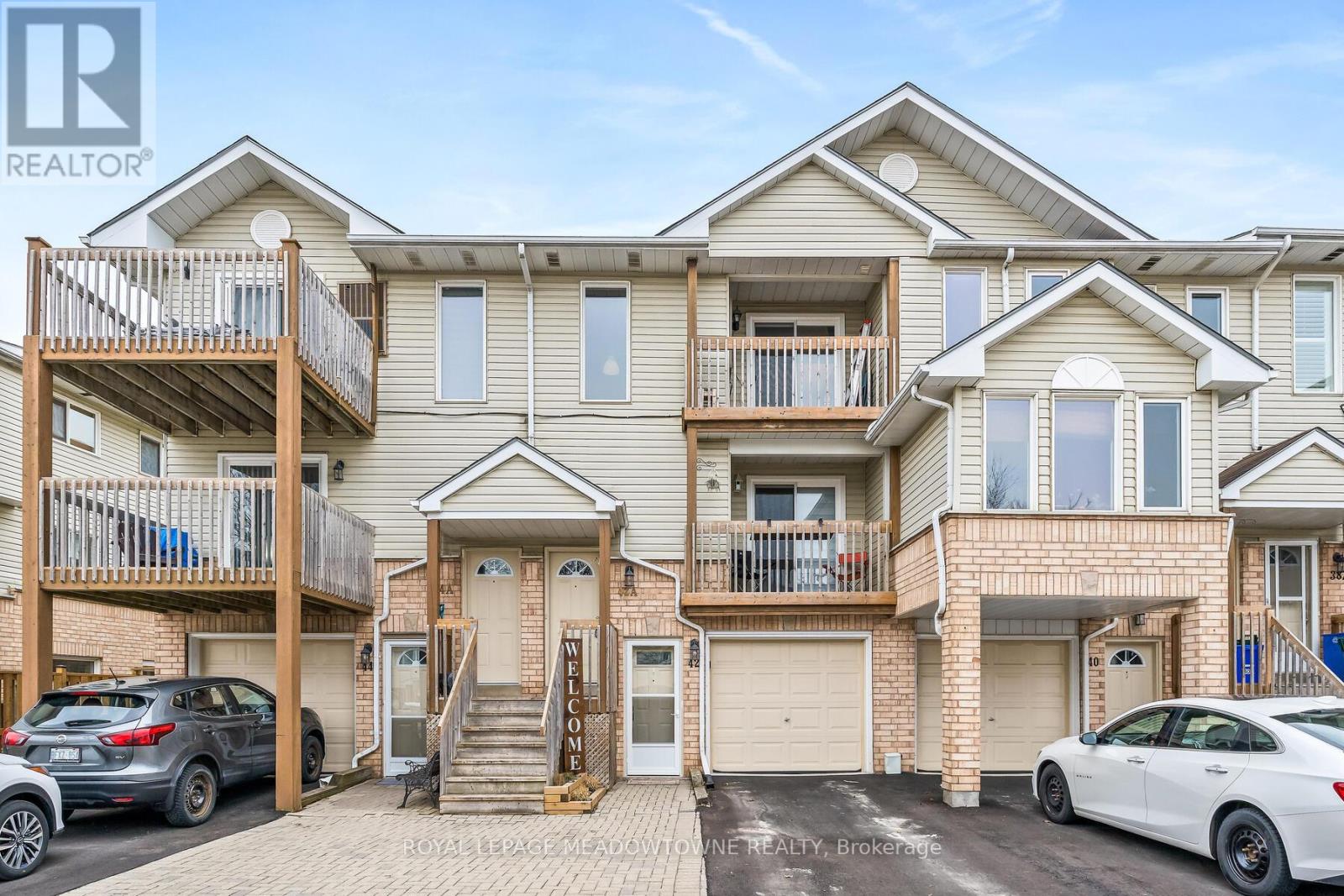 24 - 42a Stewart Maclaren Road, Halton Hills, Ontario  L7G 5L9 - Photo 1 - W12068812