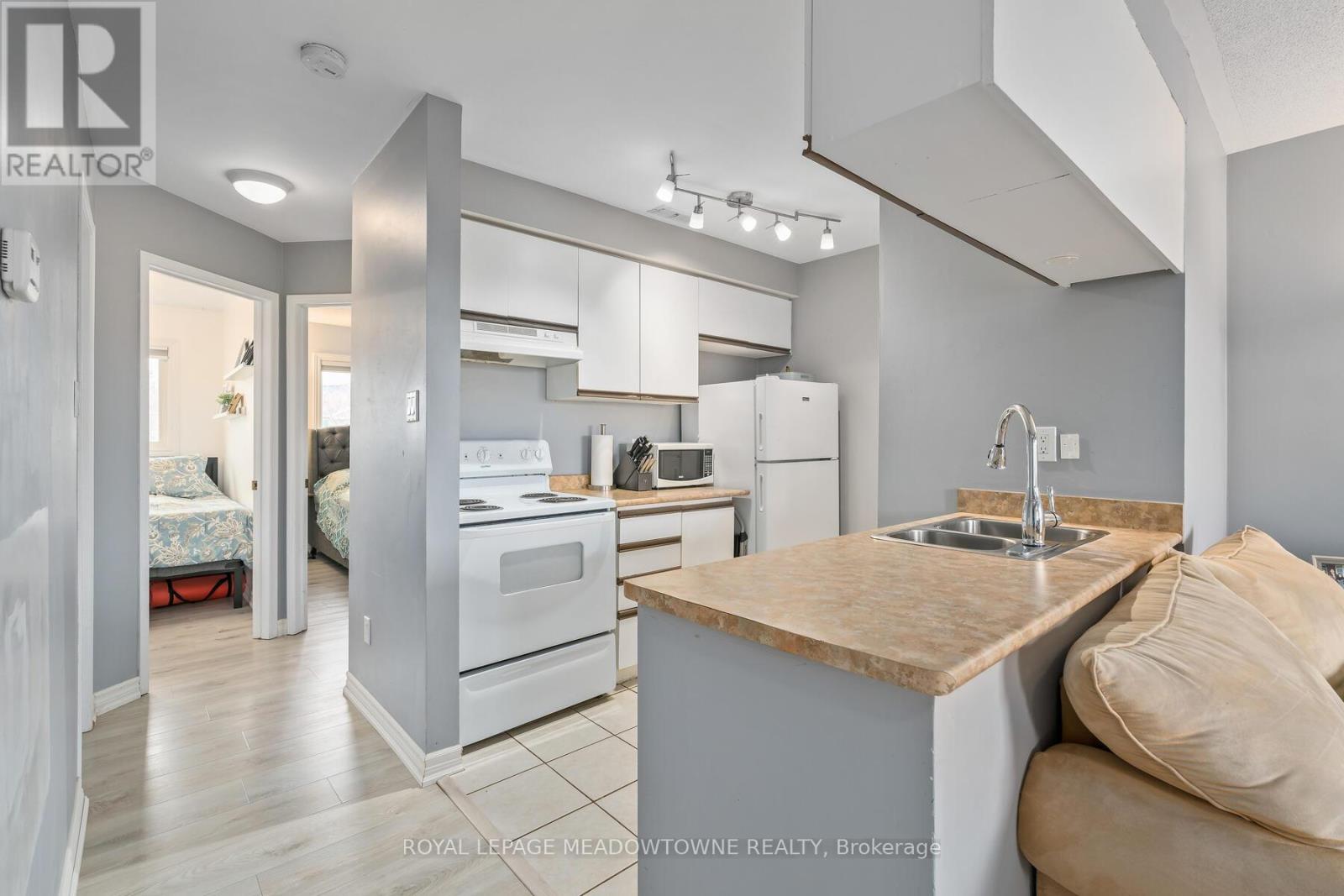 24 - 42a Stewart Maclaren Road, Halton Hills, Ontario  L7G 5L9 - Photo 12 - W12068812