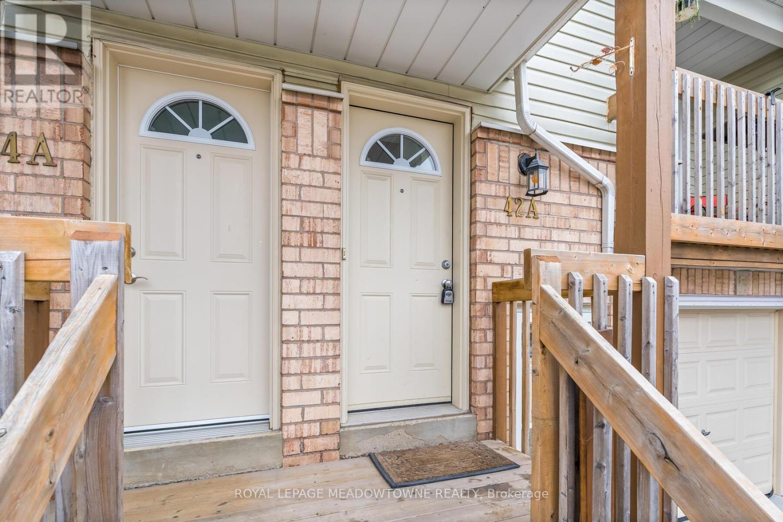 24 - 42a Stewart Maclaren Road, Halton Hills, Ontario  L7G 5L9 - Photo 3 - W12068812