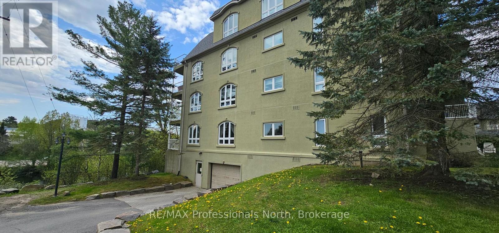 105 - 31 Dairy Lane, Huntsville, Ontario  P1H 2L7 - Photo 7 - X11984030