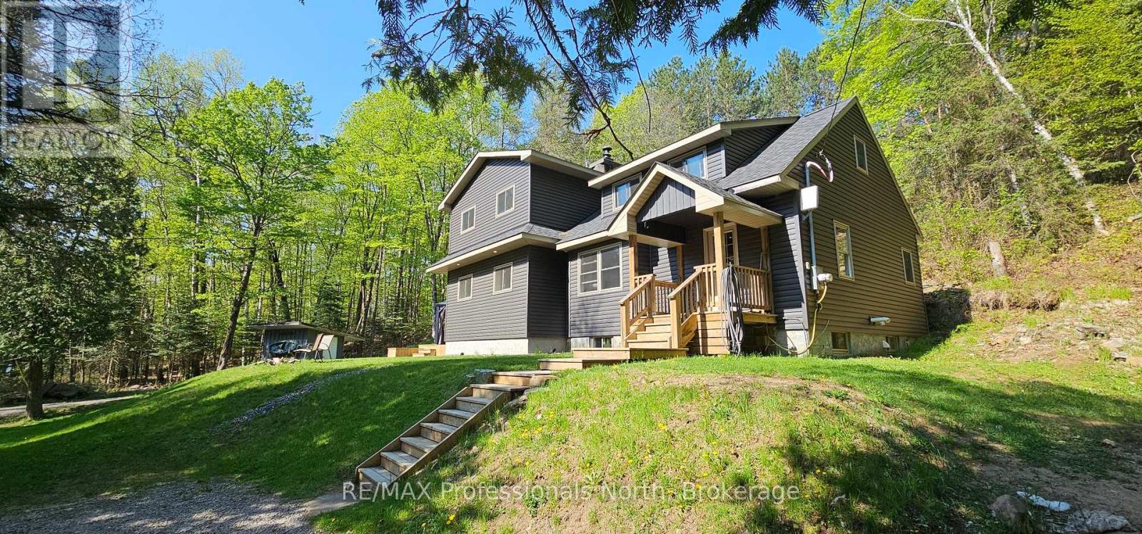 1228 Ronville Road, Lake Of Bays, Ontario  P0A 1H0 - Photo 2 - X12064229