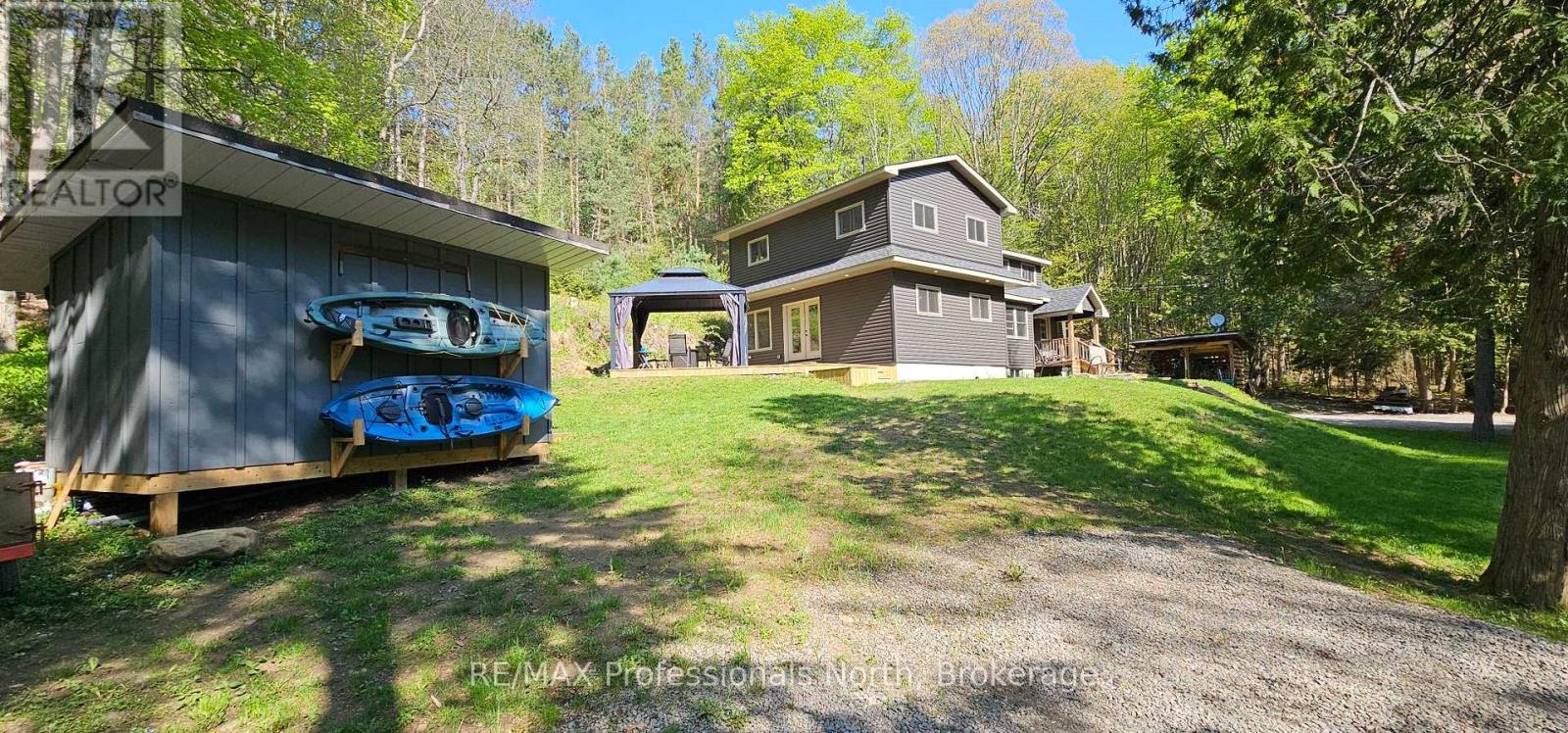 1228 Ronville Road, Lake Of Bays, Ontario  P0A 1H0 - Photo 3 - X12064229