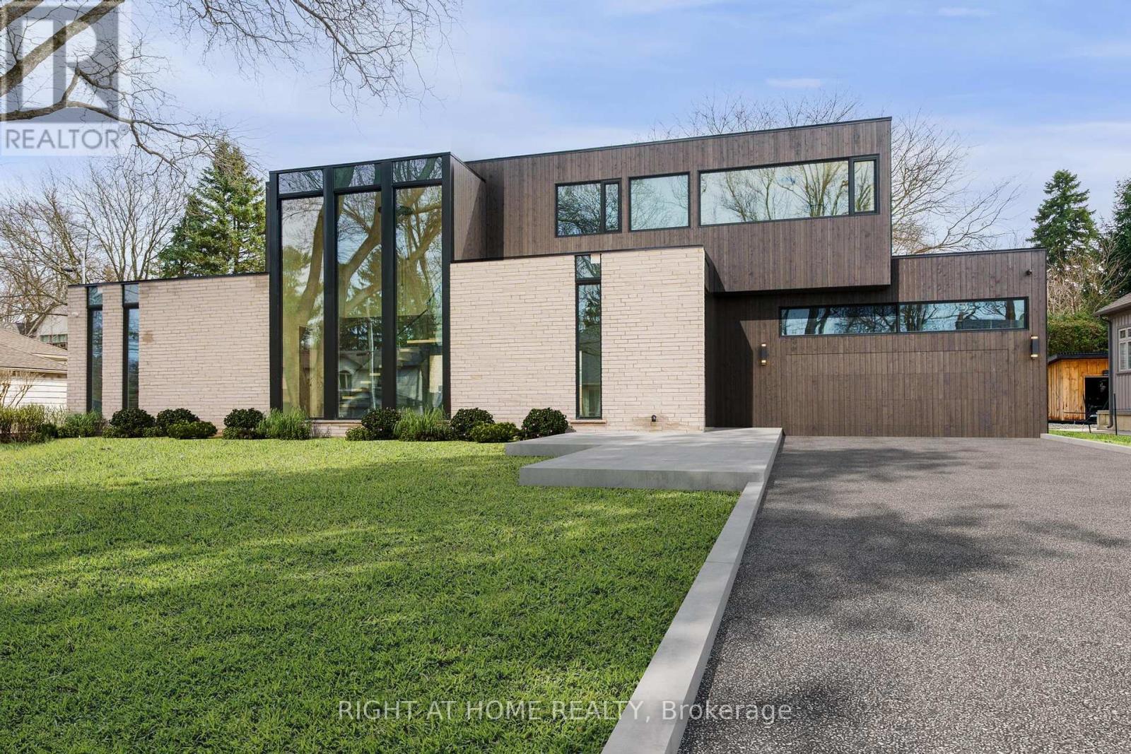 Property at 16 JOANNE COURT image 1