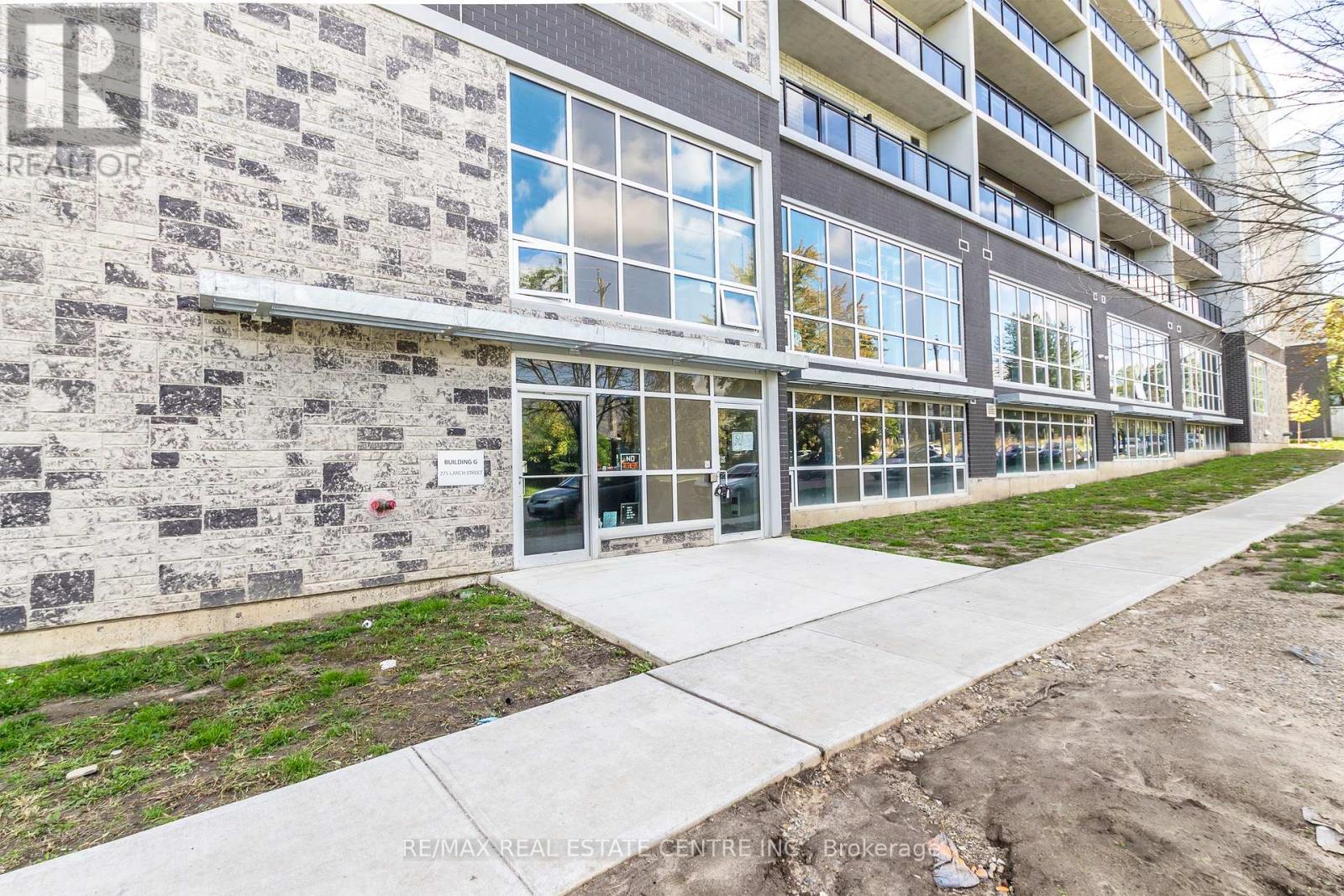 G409 - 275 Larch Street, Waterloo, Ontario  N2L 3R2 - Photo 29 - X12068917