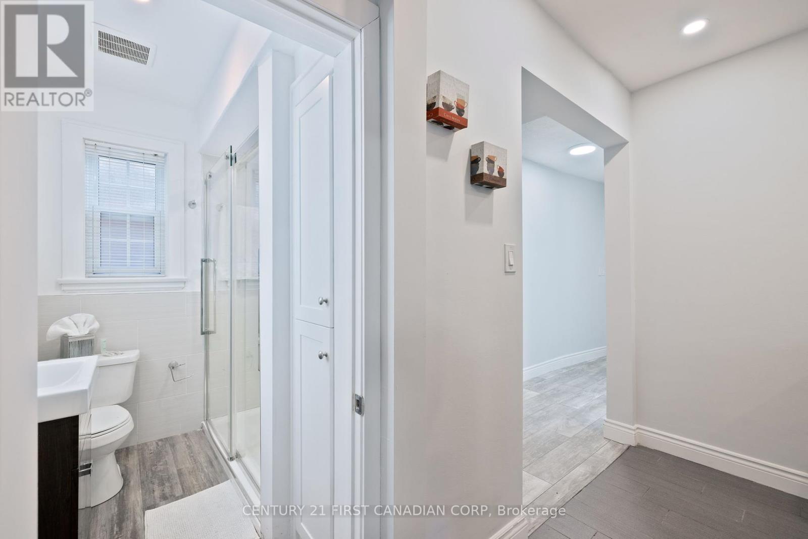 389 Dufferin Avenue, London East, Ontario  N6B 1Z5 - Photo 15 - X12065089