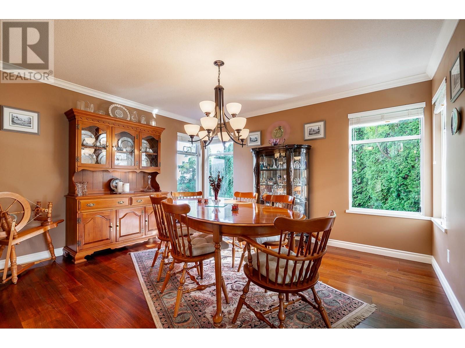 Property at 664 SWAN PLACE image 4