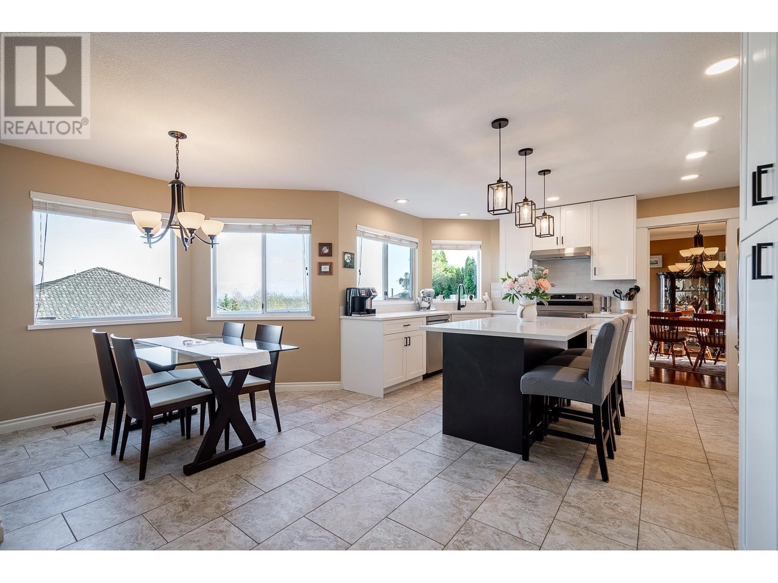 Property at 664 SWAN PLACE image 5
