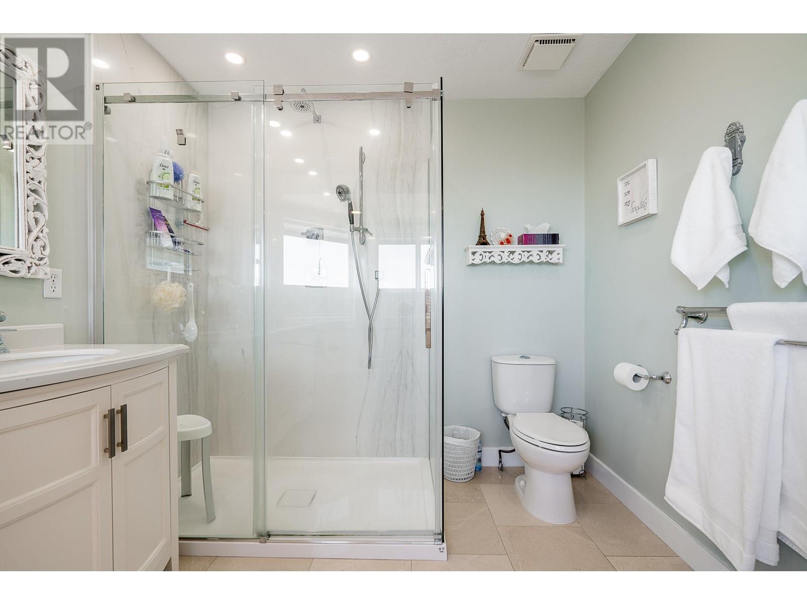 664 Swan Place, Coquitlam, British Columbia  V3C 5R8 - Photo 21 - R2987355