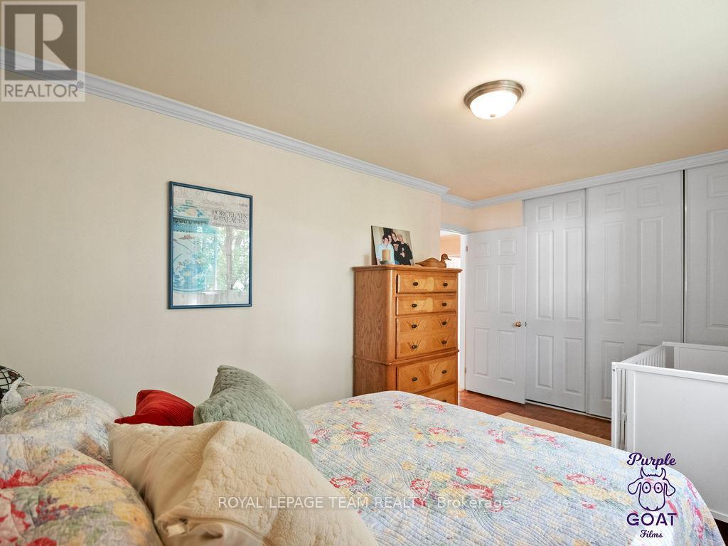 5 Erinlea Court, Ottawa, Ontario  K2E 7C8 - Photo 29 - X12068950