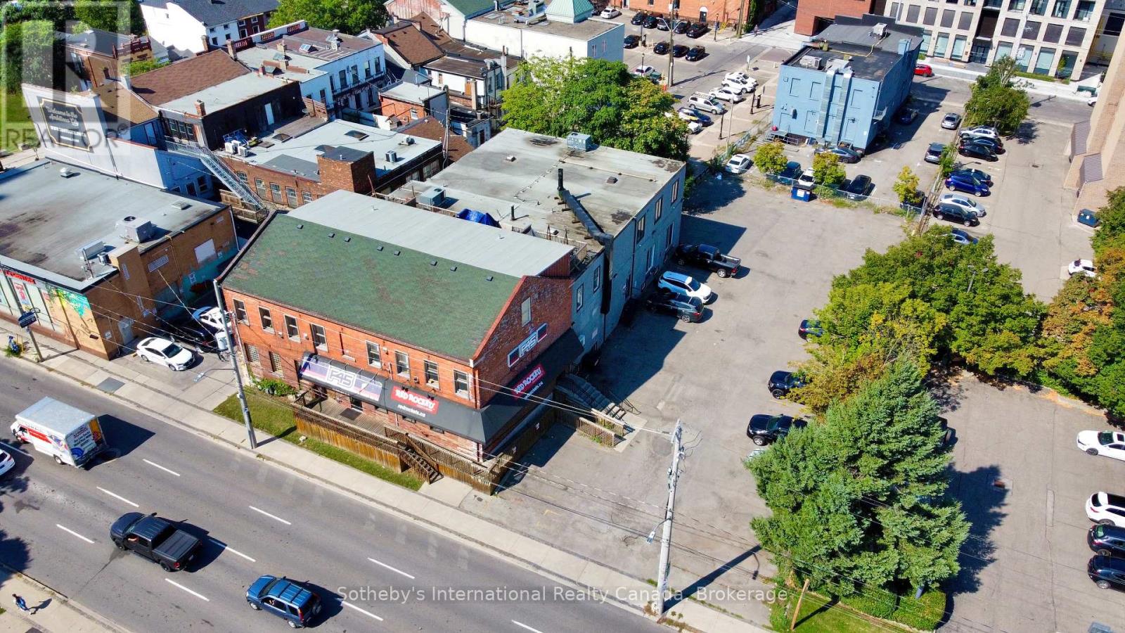 Property at 15 WELLINGTON STREET N image 1