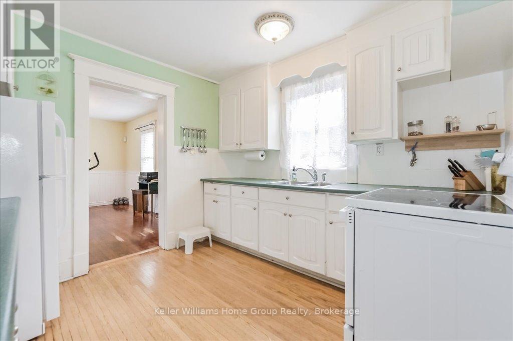 260 Provost Lane, Centre Wellington, Ontario  N1M 2M8 - Photo 13 - X12068992