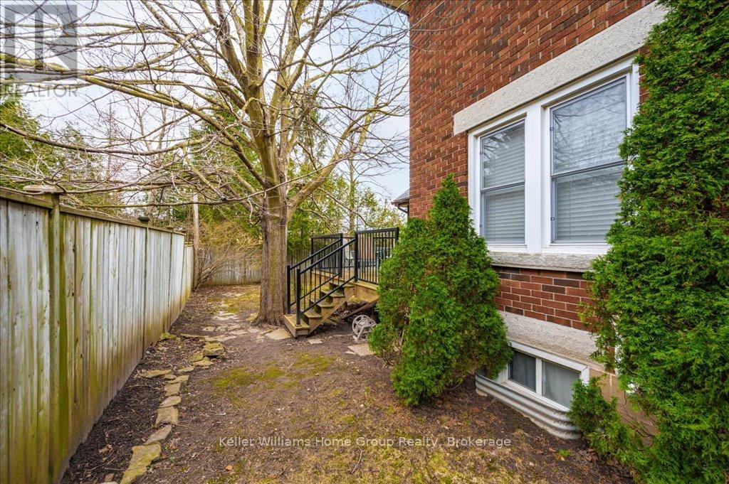 260 Provost Lane, Centre Wellington, Ontario  N1M 2M8 - Photo 38 - X12068992
