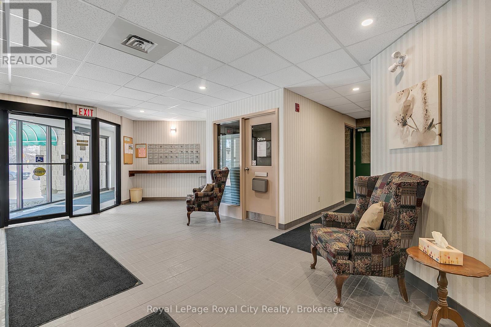 303 - 200 River Street, Centre Wellington, Ontario  N1M 3H8 - Photo 4 - X12069061