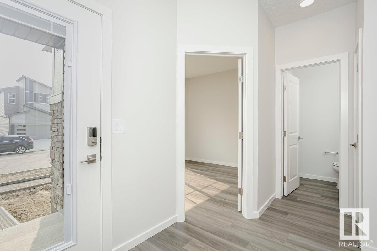Property at 343 Edgemont DR NW image 3
