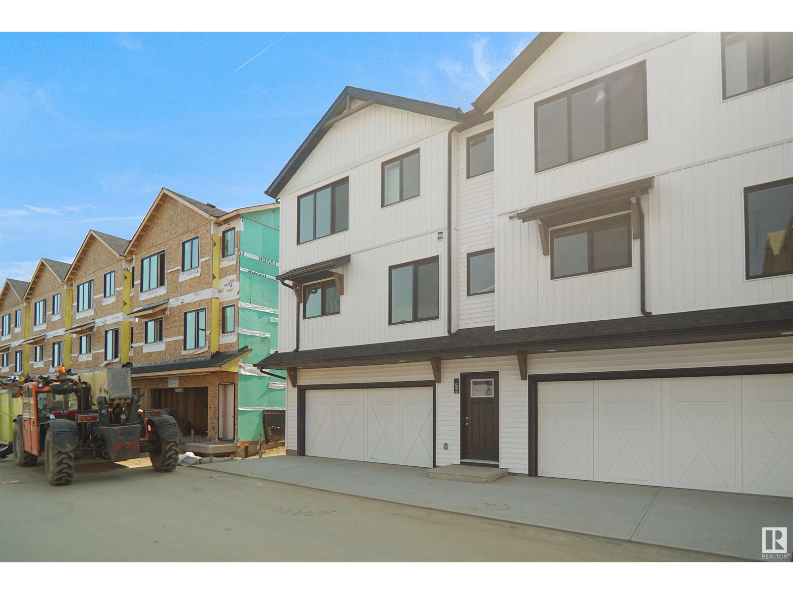 Property at #43 525 Secord BV NW image 3