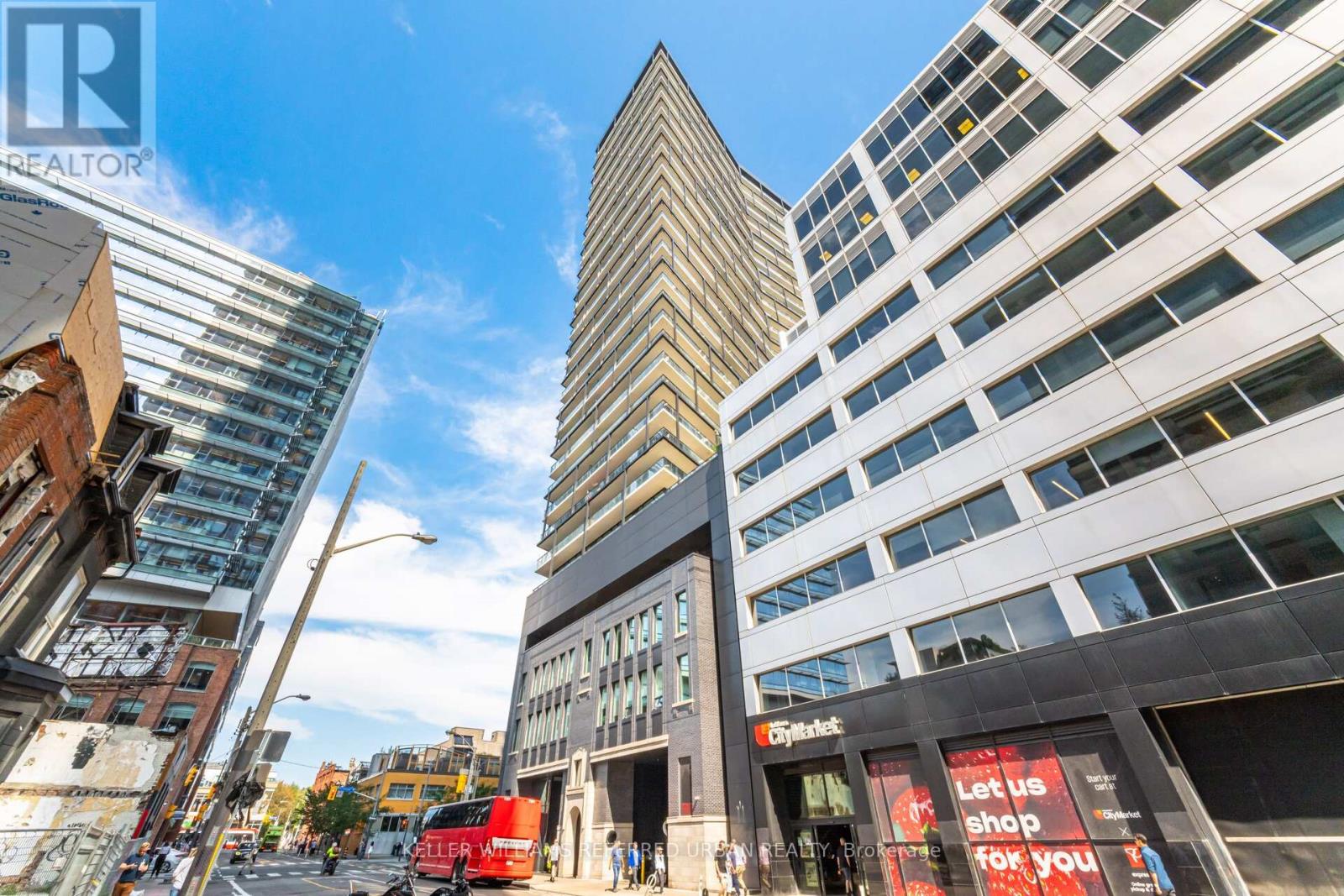 1811 - 125 Peter Street, Toronto, Ontario  M5V 0M2 - Photo 40 - C12068964