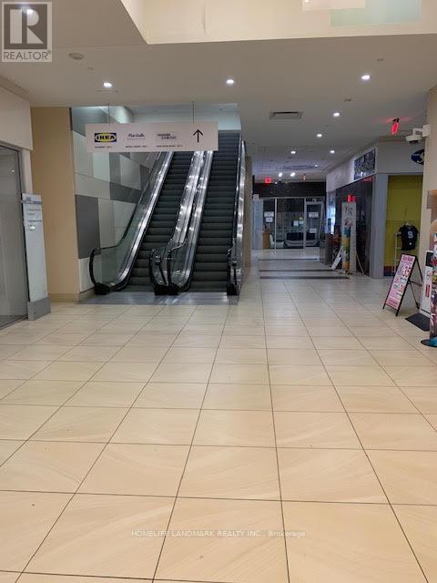 118 - 384 Yonge Street, Toronto, Ontario  M5B 1S8 - Photo 6 - C12068773