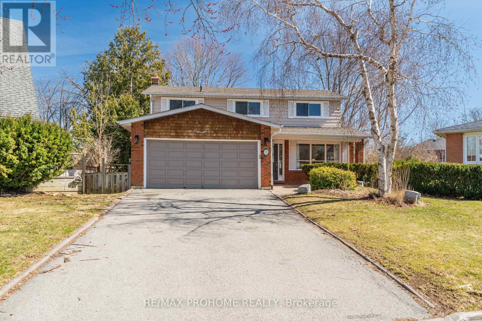 Property at 7 SHADBOLT COURT image 1