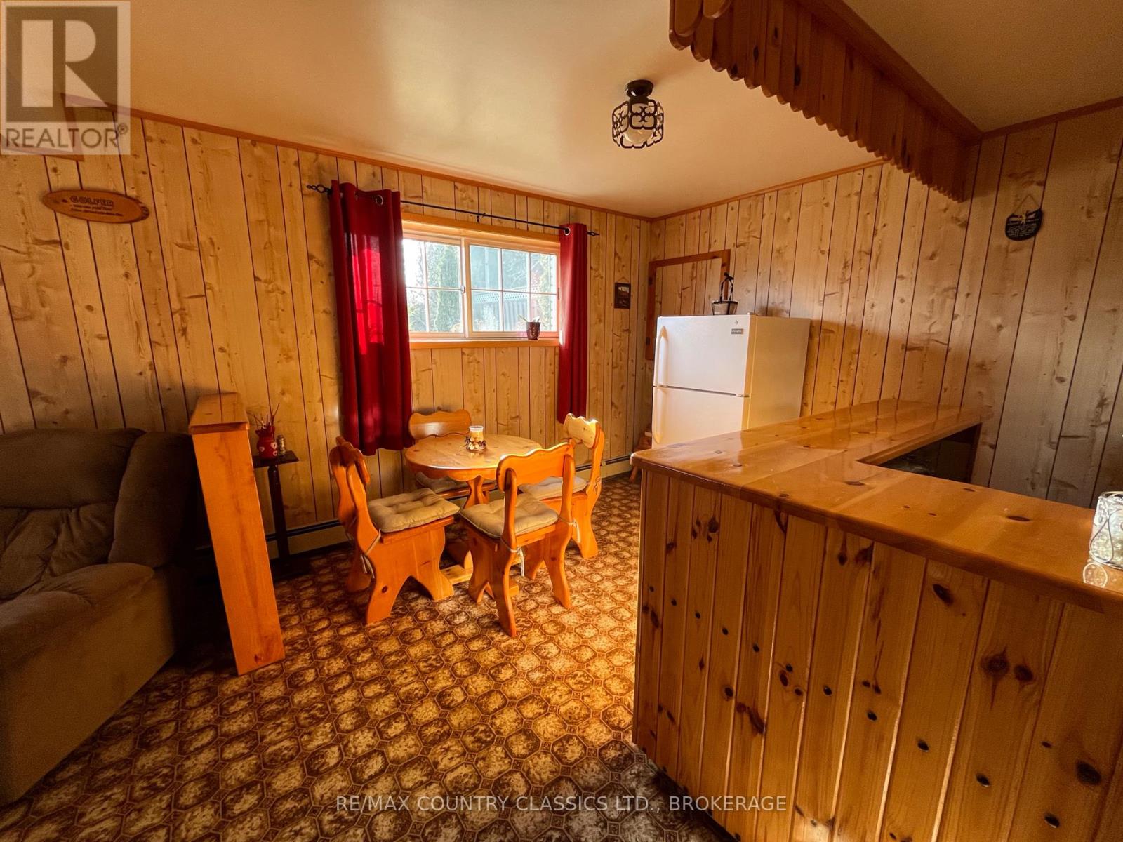 35 Clement Street, Addington Highlands, Ontario  K0H 1P0 - Photo 27 - X12052764