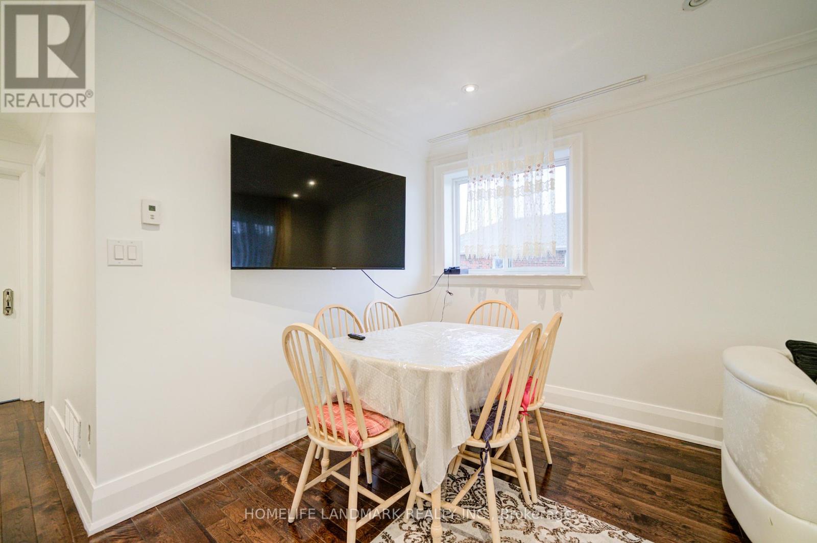 65 Cuffley Crescent S, Toronto, Ontario  M3K 1X4 - Photo 9 - W12069002