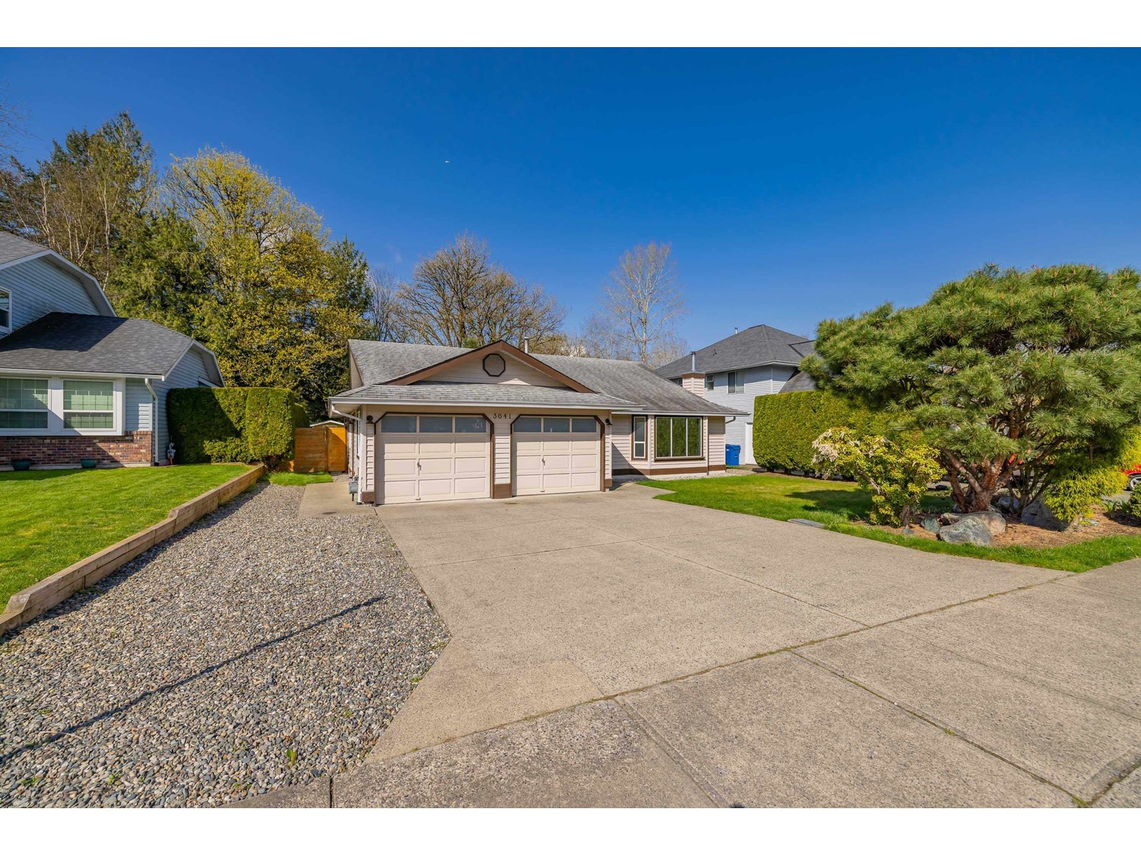 Property at 3641 LATIMER STREET image 3