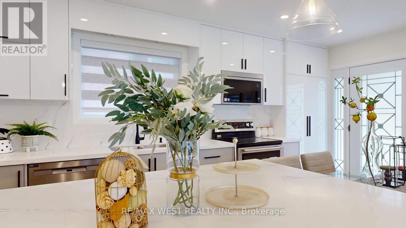 2 Clanwilliam Court, Toronto, Ontario  M1R 4R2 - Photo 9 - E12068564