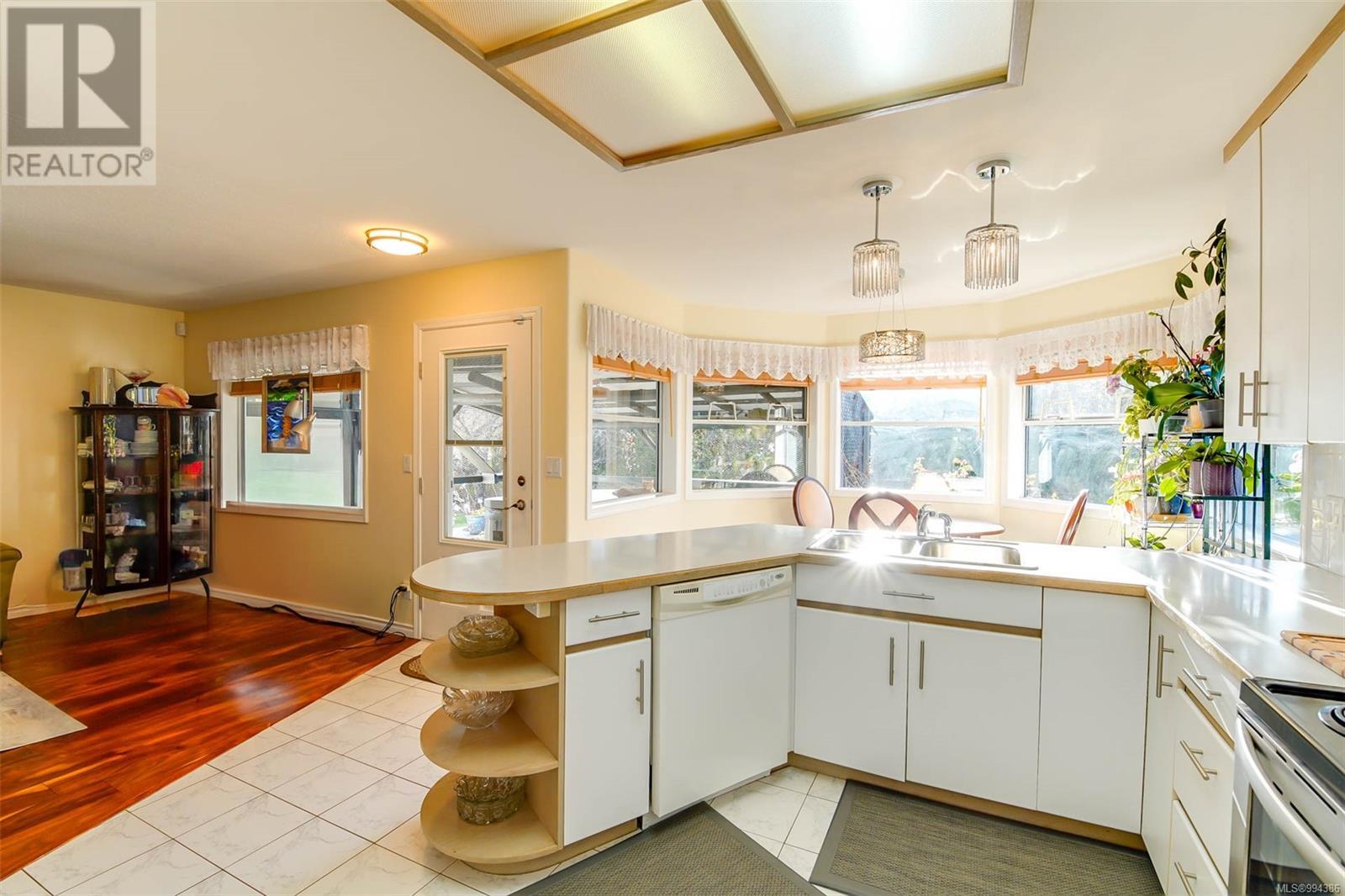 Property at 5620 Arvay Rd image 3