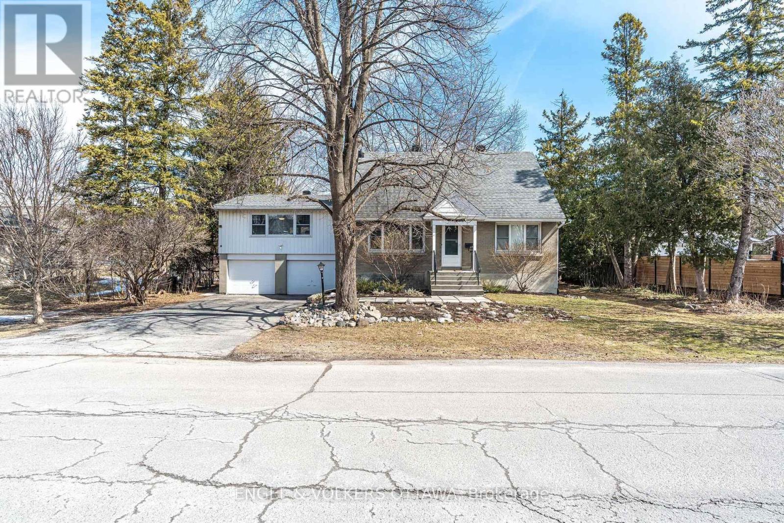 Property at 23 TRILLIUM AVENUE image 3