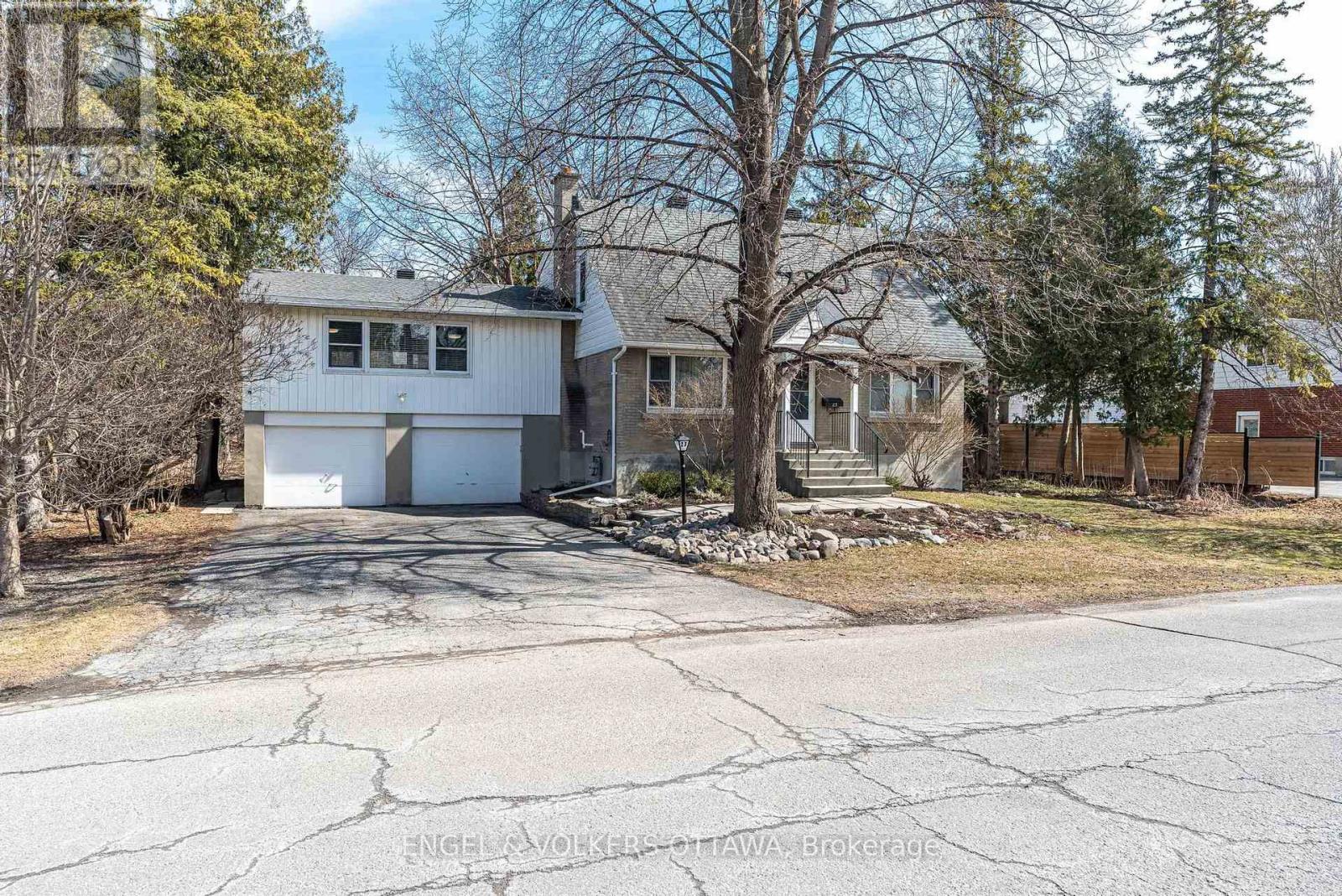 Property at 23 TRILLIUM AVENUE image 5