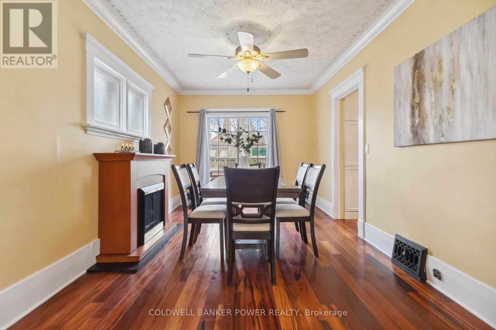 Photo 13 of 46 for 572 Rosedale Street