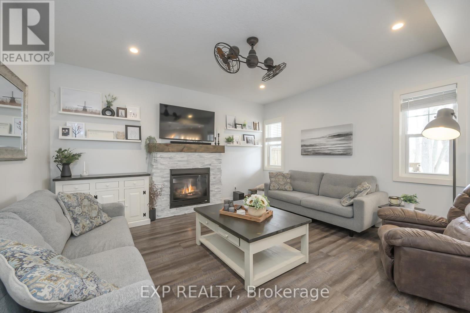Property at 1276 CRUMLIN SIDE ROAD image 5