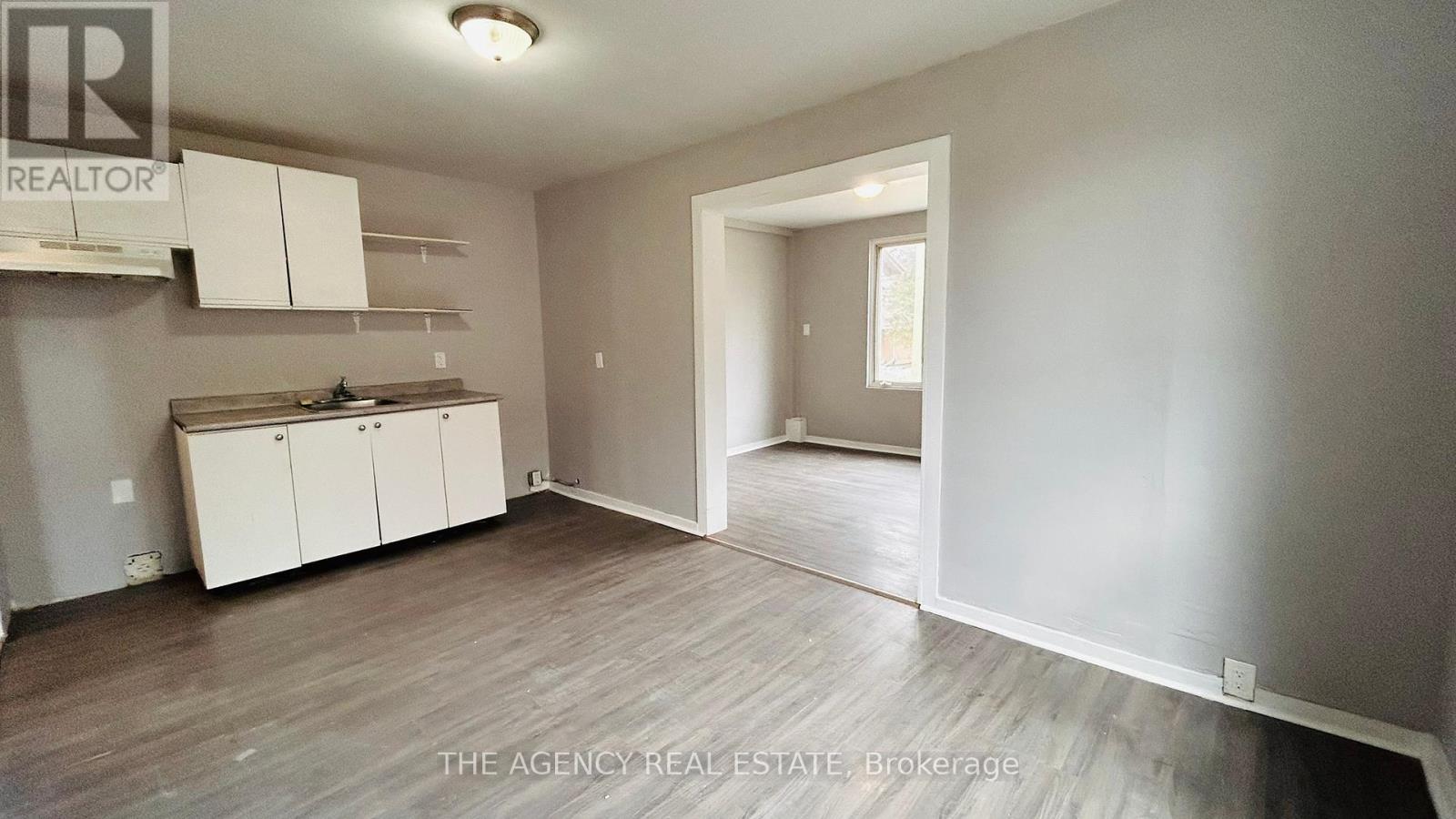 115 Gladstone Avenue, London South, Ontario  N5Z 3R6 - Photo 7 - X12069232