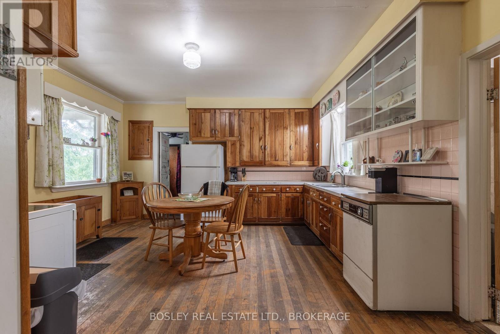 3460 Twenty Mile Road, West Lincoln (Bismark/wellandport), Ontario  L0R 1Y0 - Photo 6 - X12069223